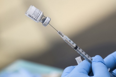 Mỹ phê duyệt thuốc Beyfortus chặn virus hợp bào hô hấp (RSV) ở trẻ em