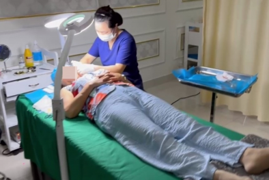 Thẩm mỹ Kangzin để nhân viên lao công trực tiếp phẫu thuật cho khách hàng 