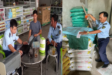 Đồng Tháp: Tước giấy phép 2 tháng cơ sở kinh doanh phân bón vi phạm nhãn hàng hoá