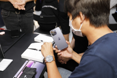 Sát thời điểm ra mắt, iFans “săn lùng” điểm đặt mua iPhone 15 Pro Max