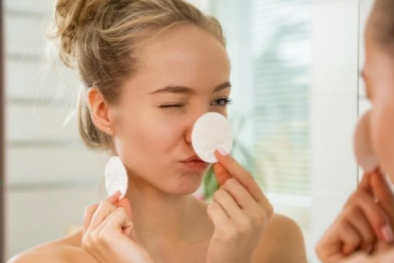 Cách sử dụng dầu tẩy trang để da sạch, không bị mụn