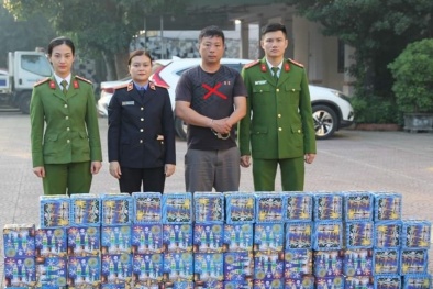 Triệt phá đường dây vận chuyển, tàng trữ trái phép 1.904 kg pháo hoa nổ có nguồn gốc từ nước ngoài