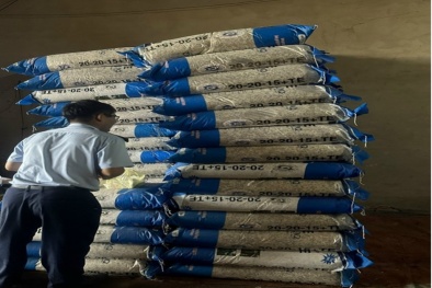 Tây Ninh: Xử phạt cơ sở kinh doanh phân bón giả hơn 200 triệu đồng