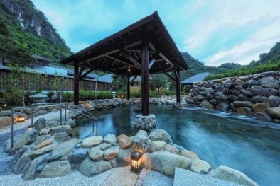 Đến Yoko Onsen Quang Hanh tắm onsen, ăn mì và trứng Tamago chuẩn Nhật  