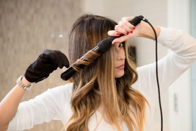 Cách chọn và sử dụng máy tạo kiểu tóc đa năng đảm bảo chất lượng, an toàn 