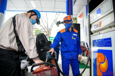 Bảo đảm cung ứng đủ xăng dầu trong dịp Tết Nguyên đán Giáp Thìn và thời gian tới
