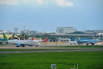 Sắp tăng trần giá vé máy bay