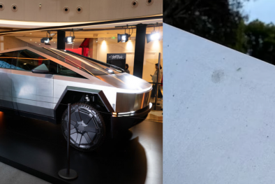 Xe bán tải điện Tesla Cybertruck bị rỉ sét thân vỏ sau ít ngày sử dụng