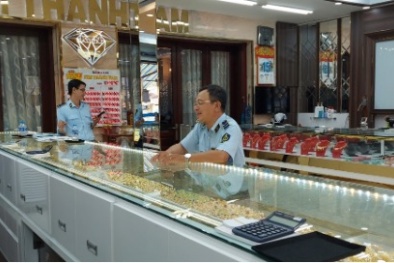 TP.HCM: Tạm giữ hàng hóa là vàng không rõ nguồn gốc xuất xứ, trị giá gần 500 triệu