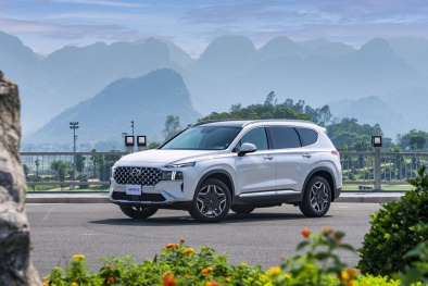 Nhiều mẫu xe Hyundai giảm giá mạnh, Santa Fe giảm nhiều nhất tới 100 triệu đồng