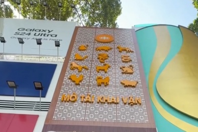 Chân mày phong thuỷ Viên Viên: Nhận diện chiêu nổ 'đổi đời nhờ phong thuỷ'?