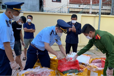 Vận chuyển 500kg nội tạng động vật không rõ nguồn gốc, xuất xứ bị phát hiện tại Sơn La