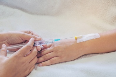 'Cải lão hoàn đồng' bằng chất bổ sung NAD chưa được cấp phép chỉ 'vô tác dụng'