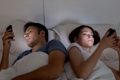 Sử dụng điện thoại thông minh không đúng cách: Tác hại khôn lường