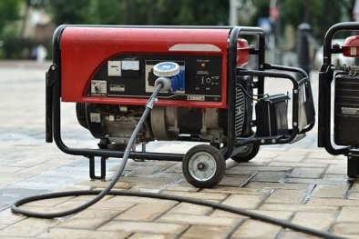Sử dụng máy phát điện đặt trong phòng ngủ để bật điều hòa khiến một Đăng ký và nhận 60K 24 bao lì xì miễn phí mỗi ngày bị ngộ độc khí CO