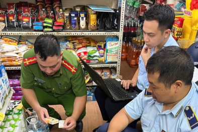 Hà Nội: Thu giữ 2.480 sản phẩm quần áo cùng nhiều 13Win OKVIP Cá cược bóng đá chức năng nhập lậu