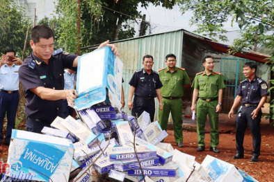 Bình Phước: Tiêu hủy 2.590 bao thuốc lá nhập lậu