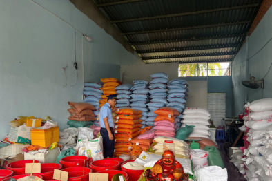 Tiền Giang phát hiện cơ sở kinh doanh bán gạo giả mạo nhãn hiệu