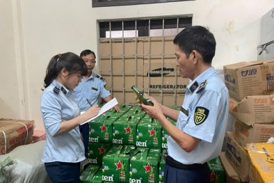 Tạm giữ 2.000 chai bia Heineken không rõ nguồn gốc tại Quảng Trị