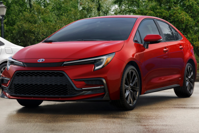 Toyota triệu hồi khẩn cấp gần 40.000 xe Corolla 