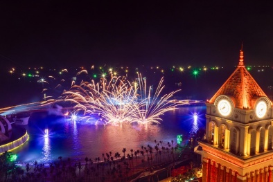 Những khoảnh khắc mãn nhãn trong show Symphony of the sea đang gây sốt Phú Quốc