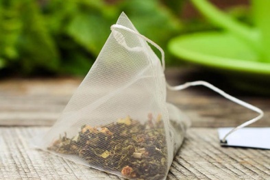 Phát hiện hàng triệu hạt vi nhựa trong túi lọc đựng trà