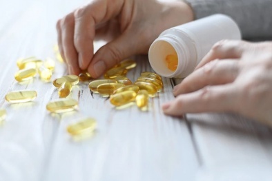 Hai sản phẩm bổ sung vitamin D3 bị thu hồi tại Anh do thừa hàm lượng vitamin D3