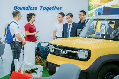 GMS chính thức phân phối VinFast VF3 và VF5 tại Lào