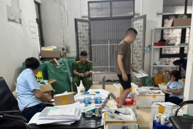 Hà Nội phát hiện gần 3.500 sản phẩm 13Win21 con - Tri ân hội viên mỗi tháng 2000 tỷ không rõ nguồn gốc tại 4 cơ sở kinh doanh
