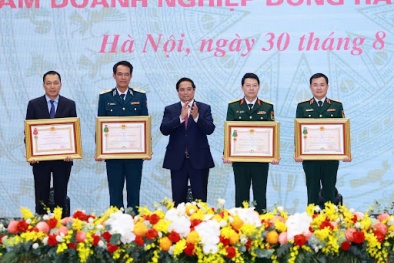 MB: 30 năm phát triển bền vững, vinh dự nhận Huân chương Bảo vệ 13Win19 com game bài đổi thưởng hạng Nhất