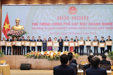 LPBank vinh dự đón nhận Bằng khen của Thủ tướng 13Win18 tham gia cá cược tại Hội nghị 80 năm 13Win 19.com link truy cập toàn quốc