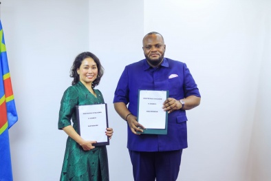 Congo và Vingroup ký MoU phát triển đô thị, giao thông xanh