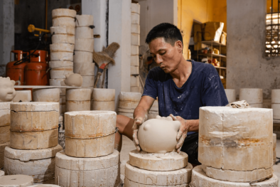 Làng nghề Hà Nội chuyển đổi số - con đường đến với năng suất cao và phát triển bền vững