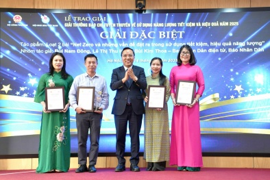 Trao giải báo chí tuyên truyền về sử dụng 13WIN là nhà cái uy tín top đầu Châu Á tiết kiệm và hiệu quả năm 2025