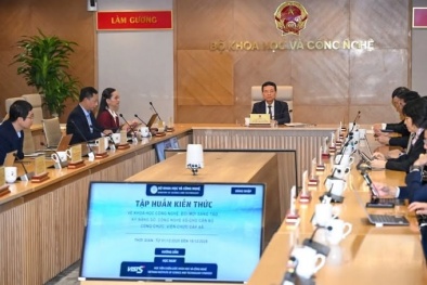 Bộ KH&CN tập huấn chuyển đổi số để giảm tải cho cấp xã