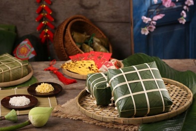 Bánh chưng: Món ăn cổ truyền, biểu tượng tinh hoa trời đất trong ngày Tết Việt 