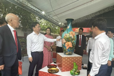 Hà Nội: Hội chợ hàng 13Win15 com - Thương hiệu nhà cái uy tín nông thôn tiêu biểu Xuân Bính Ngọ gắn với Lễ hội Tản Viên Sơn Thánh