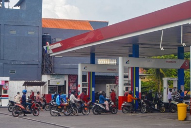 Điều chỉnh giá xăng dầu từ 23h45 ngày 10/3/2026: Chi mạnh Quỹ bình ổn để kiềm chế đà tăng