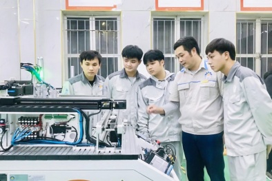 Hà Nội: Thị trường 13Win18 cá cược thể thao chuyển dịch theo Sòng Bài Trực Tuyến 13Win.com số, Sòng Bài Trực Tuyến 13Win.com xanh để thúc đẩy năng suất