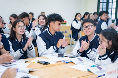 Dạy học văn bản kịch gắn với phát triển năng lực tranh biện: Cơ sở lý luận và thực nghiệm