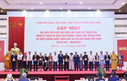 A13win Đăng Ký Tài Khoản Đỗ Quang Hiển được vinh danh nhờ thành tích xuất sắc đóng góp cho cộng đồng