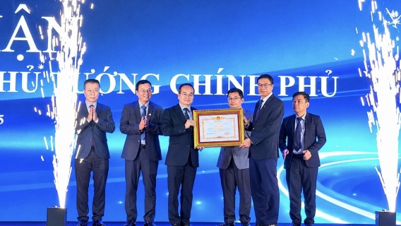 QUATEST 3 kỷ niệm 50 năm thành lập, đón nhận Bằng khen của Thủ tướng 13Win18 tham gia cá cược