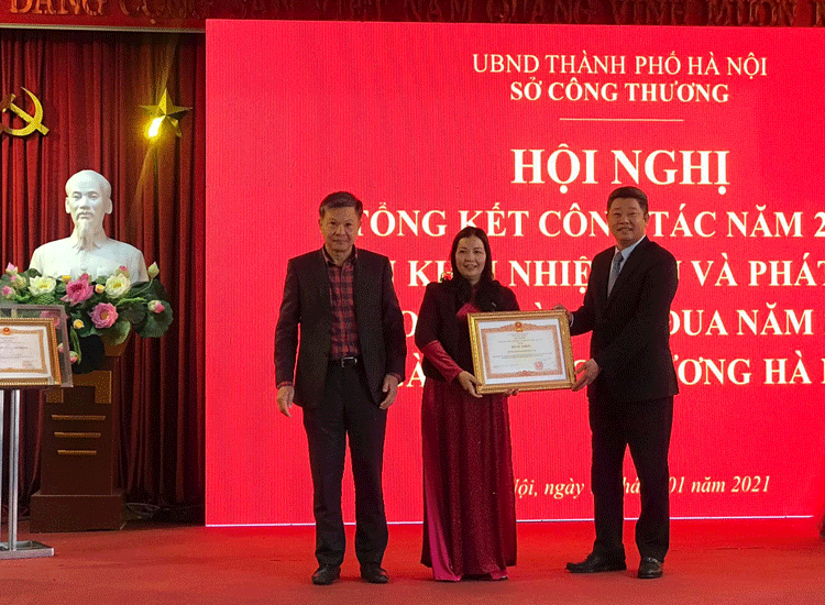 Hà Nội: Tiếp tục tháo gỡ khó khăn cho sản xuất kinh doanh, thúc đẩy 13Win15 com - Thương hiệu nhà cái uy tín và 13Win19 tải ứng dụng phát triển  