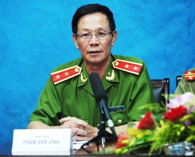 Trung tướng Phan Văn Vĩnh tại buổi giao lưu với B&aacute;o C&ocirc;ng an nh&acirc;n d&acirc;n (Ảnh: CAO)