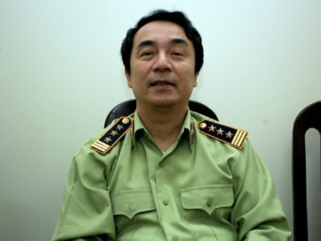 &Ocirc;ng Trần H&ugrave;ng