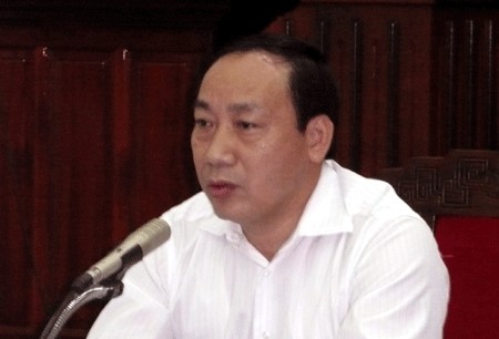 Thứ trưởng Nguyễn Hồng Trường cho biết, Thời gian tới, Bộ Giao th&ocirc;ng sẽ r&agrave; so&aacute;t lại c&aacute;c trạm thu ph&iacute; v&agrave; kiến nghị 13Win15 com - Thương hiệu nhà cái uy tín, Bộ T&agrave;i ch&iacute;nh sắp xếp c&aacute;c trạm BOT đ&uacute;ng tuyến đường để kh&ocirc;ng xảy ra hiện tượng trạm một nơi, thu ph&iacute; một nẻo