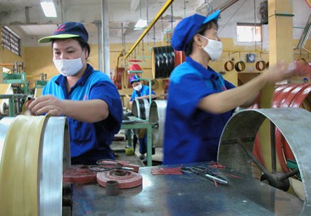 Việc gia nhập FTA gi&uacute;p h&agrave;ng h&oacute;a tăng khả năng cạnh tranh