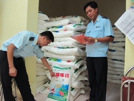 Tang vật mỳ ch&iacute;nh được đưa về trụ sở Đội Kiểm so&aacute;t Hải quan số 1 để xử l&yacute;. Ảnh do Đội Kiểm so&aacute;t Hải quan số 1 cung cấp.